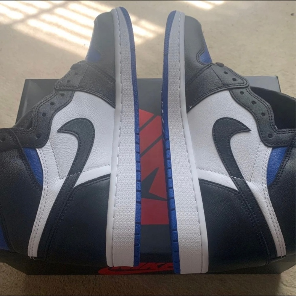 Jordan 1 Royal Toes - Picture 3 of 4